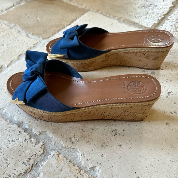 Tory Burch Penny wedge slides - Picture 1 of 6